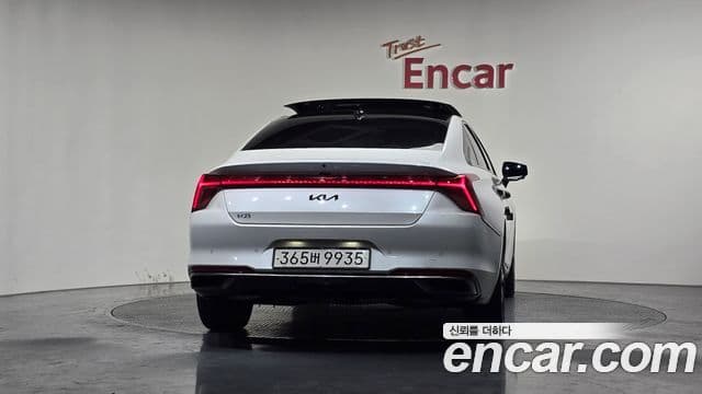 Kia K8 Signature, 2022 4