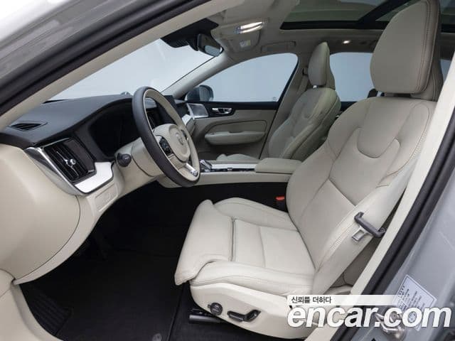 Volvo XC60 2세대 B5 Ultra Bright Air подвеска, 2026 9