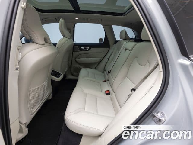 Volvo XC60 2세대 B5 Ultra Bright Air подвеска, 2026 10