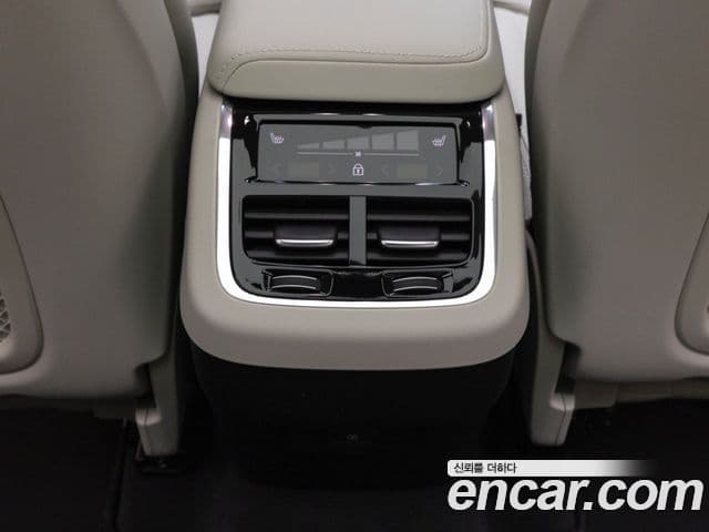 Volvo XC60 2세대 B5 Ultra Bright Air подвеска, 2026 16