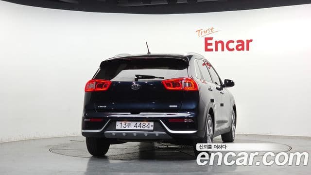 Kia Niro Noblesse, 2018 4