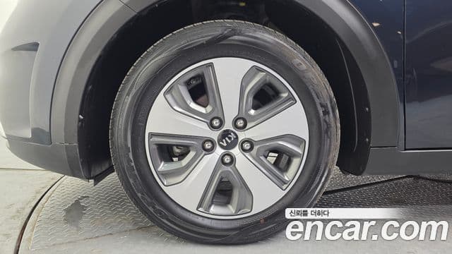 Kia Niro Noblesse, 2018 все фото