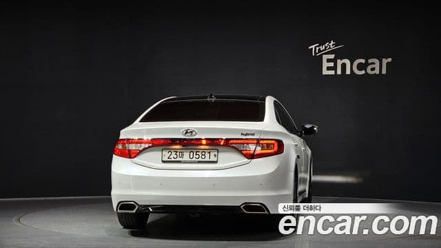 Hyundai Grandeur HG гибрид Premium, 2016 4