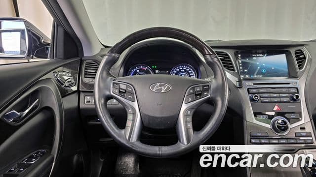 Hyundai Grandeur HG гибрид Premium, 2016 13