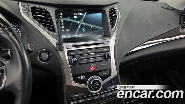 Hyundai Grandeur HG гибрид Premium, 2016 14