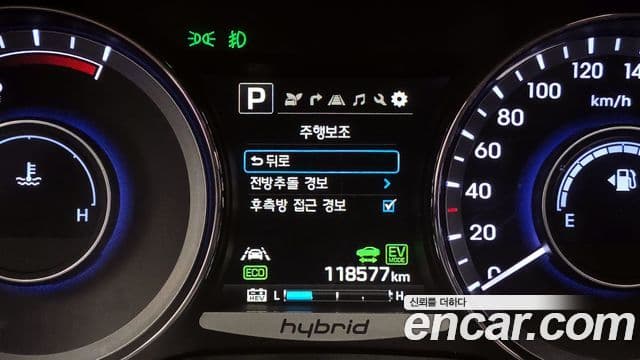 Hyundai Grandeur HG гибрид Premium, 2016 16