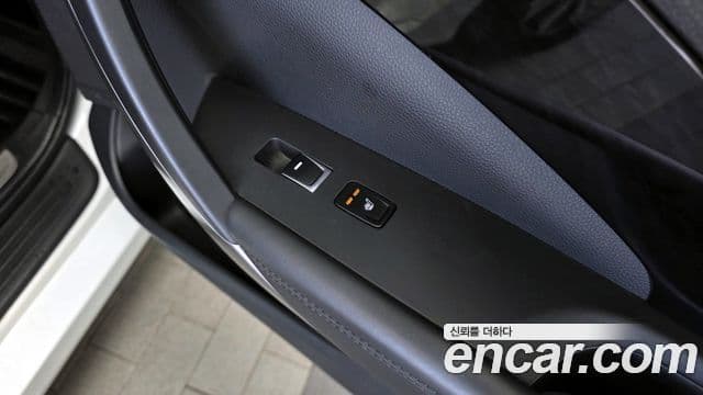 Hyundai Grandeur HG гибрид Premium, 2016 20