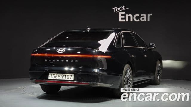 Hyundai Grandeur гибрид (GN7) Calligraphy, 2023 2