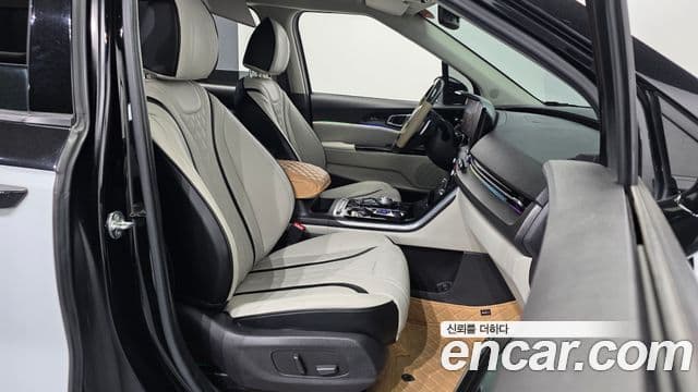 Kia Carnival 4세대 Signature, 2021 11