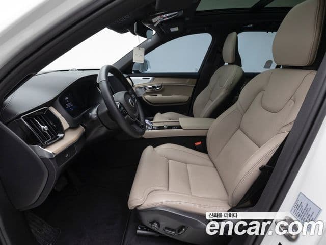 Volvo XC90 2세대 B6 Ultra Bright, 2026 9