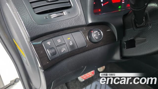 Kia Mohave 4WD QV300, 2015 13