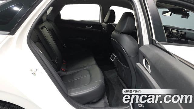 Kia K5 3세대 Prestige, 2022 12