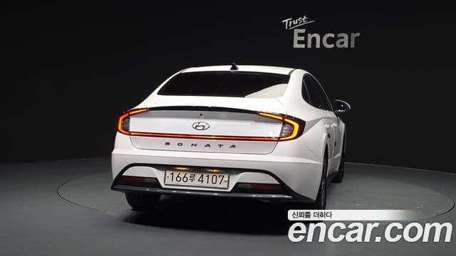 Hyundai Sonata гибрид (DN8) Modern, 2022 4