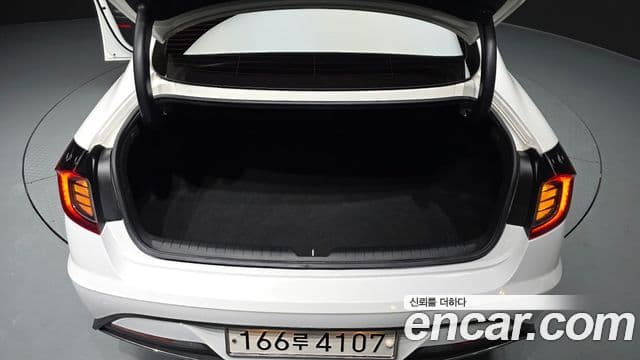 Hyundai Sonata гибрид (DN8) Modern, 2022 20