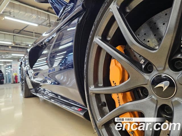 맥라렌 570S 3.8 Spyder, 2019 16