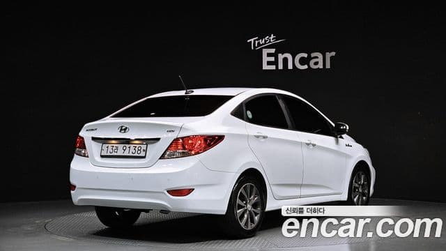 Hyundai Accent(новый кузов / новое поколение) 1.6 GDI Blue Saver, 2015 2