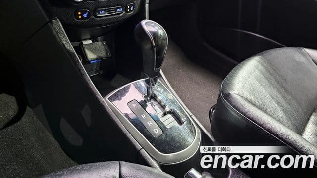 Hyundai Accent(новый кузов / новое поколение) 1.6 GDI Blue Saver, 2015 9