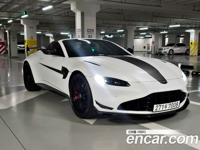 Aston Martin 밴티지 2세대 4.0 V8 Roadster F1 Edition, 2022 1