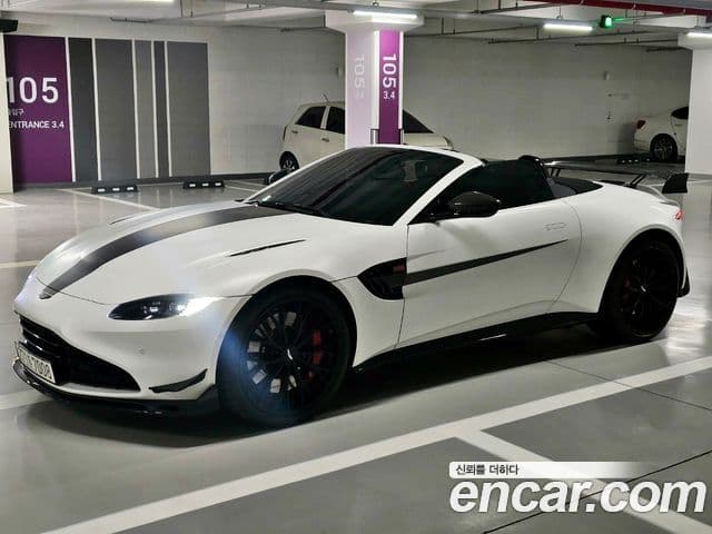 Aston Martin 밴티지 2세대 4.0 V8 Roadster F1 Edition, 2022 2