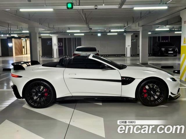 Aston Martin 밴티지 2세대 4.0 V8 Roadster F1 Edition, 2022 4