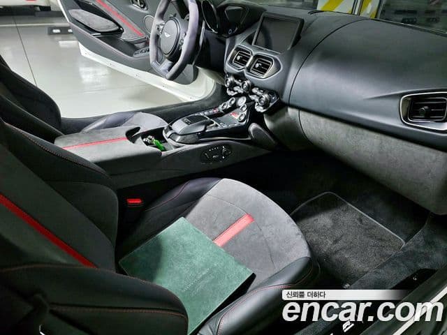 Aston Martin 밴티지 2세대 4.0 V8 Roadster F1 Edition, 2022 19