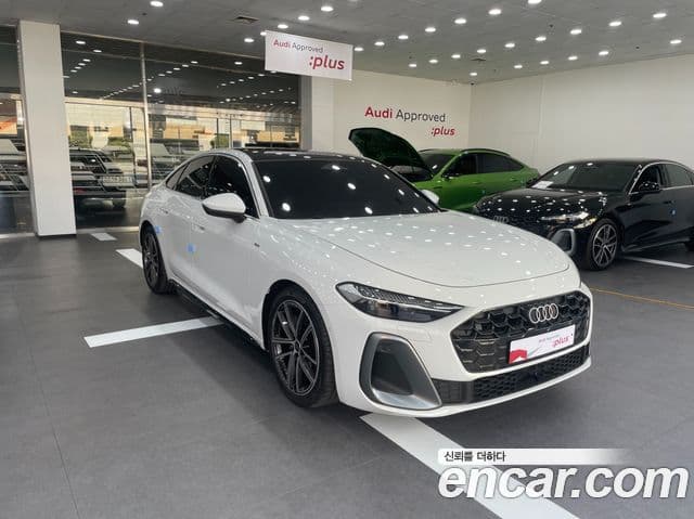 Audi A5 (B10) 40 TFSI Quattro S Line, 2025 1