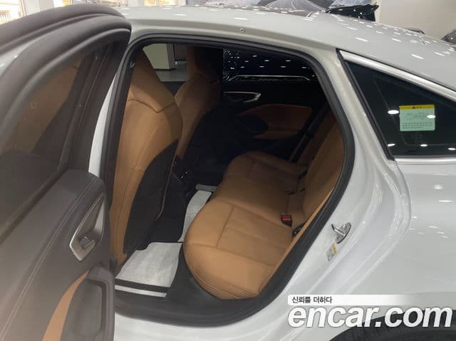 Audi A5 (B10) 40 TFSI Quattro S Line, 2025 11