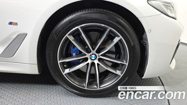 BMW 5시리즈 (G30) 523d M Sport, 2023 все фото