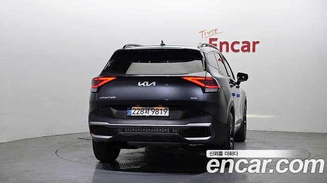 Kia Sportage 5세대 гибрид Signature Gravity 2WD, 2022 4