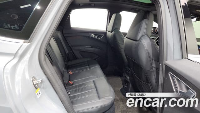 Audi Q4 e-Tron (F4) 40 Premium Sportback, 2022 12