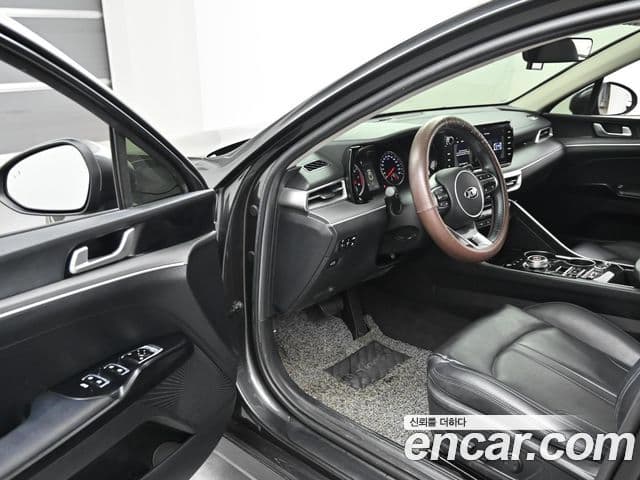 Kia K5 3세대 Trendy, 2021 11
