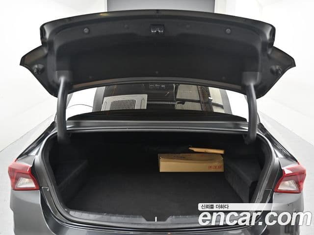 Kia K5 3세대 Trendy, 2021 19