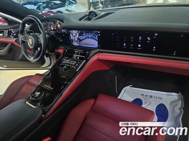 Porsche Panamera (976), 2024 15