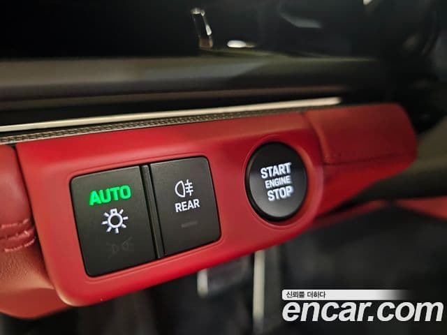 Porsche Panamera (976), 2024 17