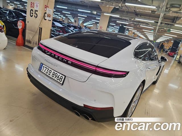 Porsche Panamera (976), 2024 19