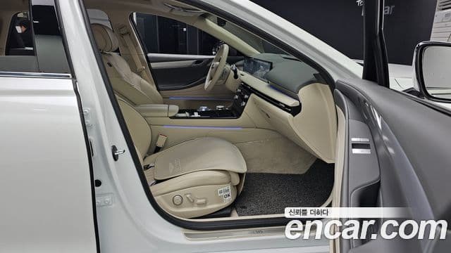 Genesis G80 (RG3) бензин 2.5 турбо 2WD, 2025 11