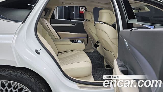 Genesis G80 (RG3) бензин 2.5 турбо 2WD, 2025 12