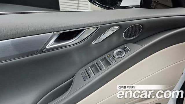 Genesis G80 (RG3) бензин 2.5 турбо 2WD, 2025 16