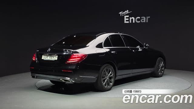 Mercedes-Benz E-класс W213 Exclusive, 2019 2