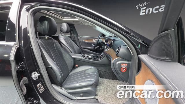 Mercedes-Benz E-класс W213 Exclusive, 2019 10