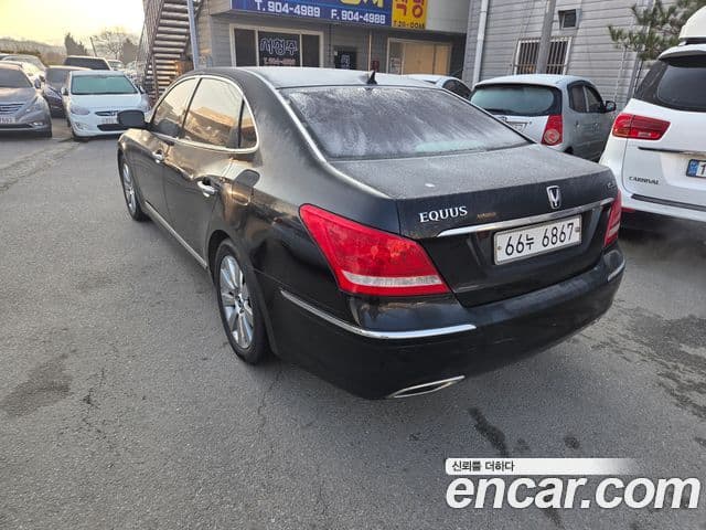 Hyundai Equus(новый кузов / новое поколение) Modern, 2010 3