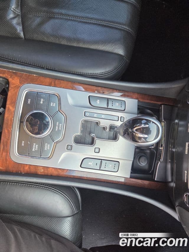 Hyundai Equus(новый кузов / новое поколение) Modern, 2010 12