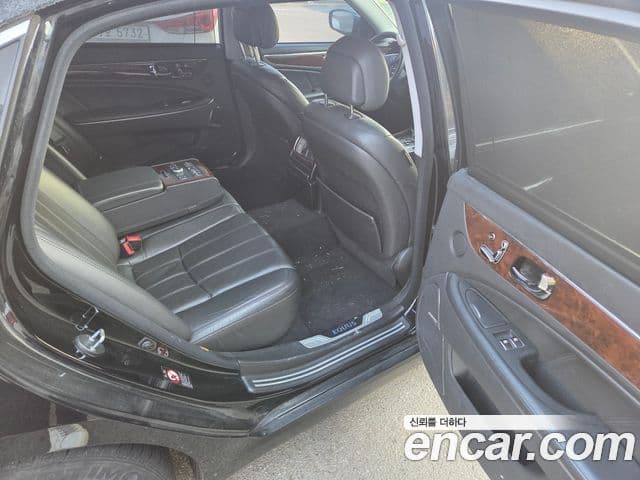 Hyundai Equus(новый кузов / новое поколение) Modern, 2010 13