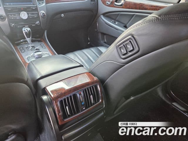 Hyundai Equus(новый кузов / новое поколение) Modern, 2010 18