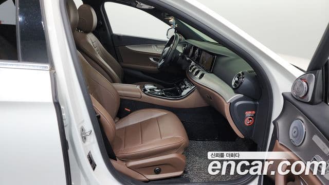 Mercedes-Benz E-класс W213 Avantgarde, 2019 11