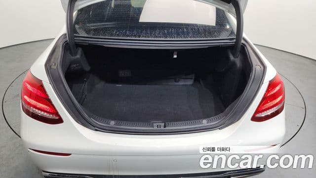 Mercedes-Benz E-класс W213 Avantgarde, 2019 20