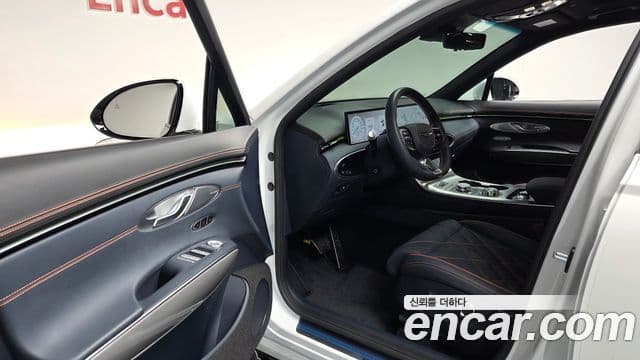 Genesis GV70, 2025 11