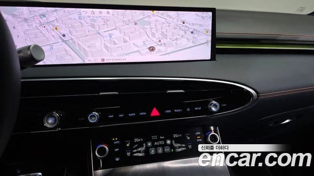 Genesis GV70, 2025 14