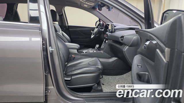 Hyundai Santa Fe TM Exclusive, 2019 11
