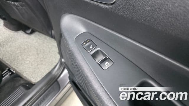 Hyundai Santa Fe TM Exclusive, 2019 18